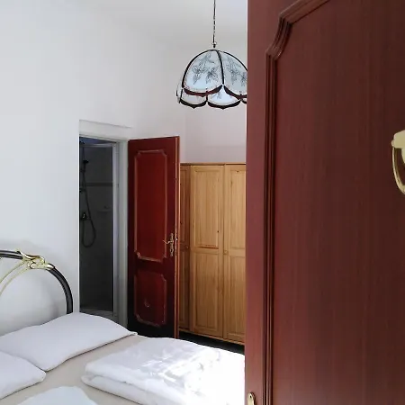 Trimurti Sacha Retreat Center